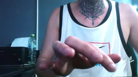 johnsonisaac94  online show from December 6, 4:47 am