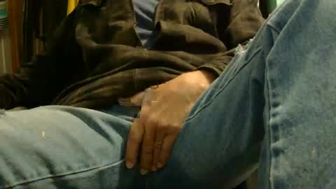 johnstrong online show from April 2, 2:25 pm