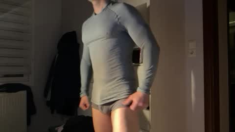 johnybegood_2014 online show from February 3, 10:32 pm