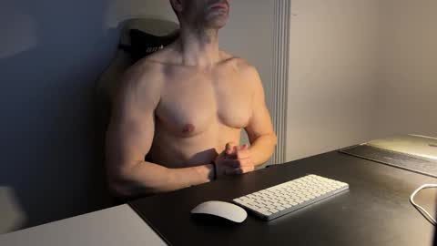 johnybegood_2014 online show from January 27, 7:03 pm