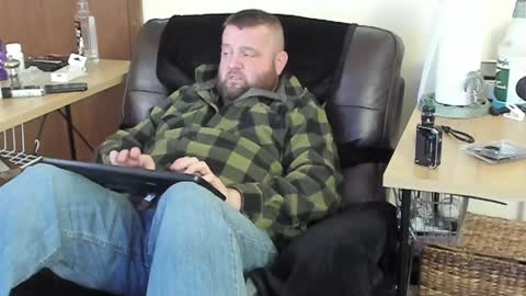 Voyeur online show from December 8, 5:07 am