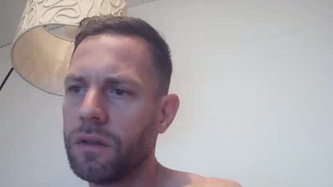 jojo19844 online show from September 29, 4:44 am