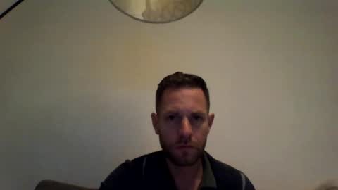 jojo19844 online show from October 4, 8:35 pm