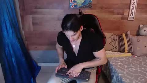 jonathancast08 online show from January 8, 7:19 pm