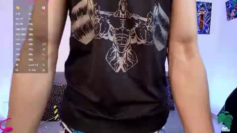 Instagram jonathanfit14 online show from July 3, 9:18 pm