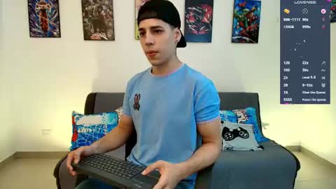 Instagram jonathanfit14 online show from June 19, 9:52 pm