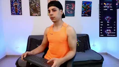Instagram jonathanfit14 online show from June 5, 12:15 am