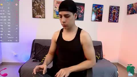 Instagram jonathanfit14 online show from July 20, 8:43 pm