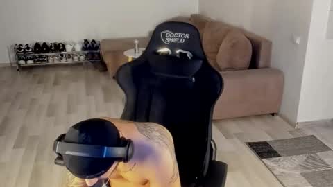 jonnyporn1 online show from December 21, 7:27 am