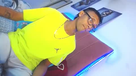 jordanlatinohotxx online show from November 10, 12:59 am