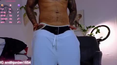 Jordan Smith online show from November 18, 10:01 pm