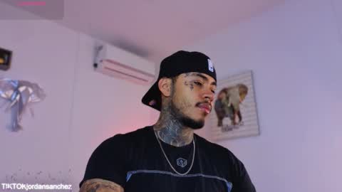 Jordan Smith online show from January 5, 8:12 pm