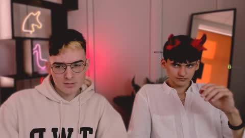 jordi_ser online show from October 21, 8:39 am