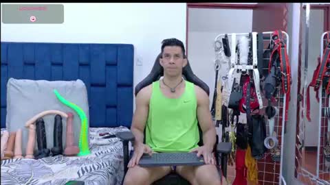 jose_rumbero91 online show from July 28, 12:23 pm