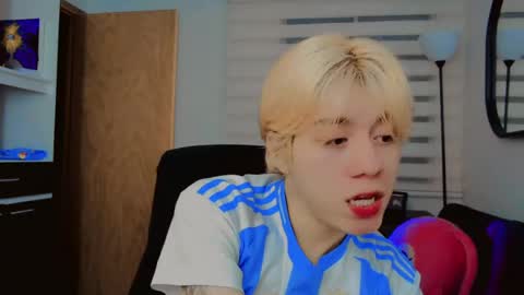 joseon_cute online show from June 17, 12:45 am