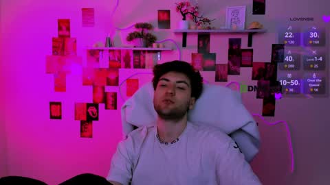 joseph_bear_ online show from April 1, 8:49 am