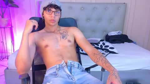 joseph_spider online show from May 22, 2:11 pm