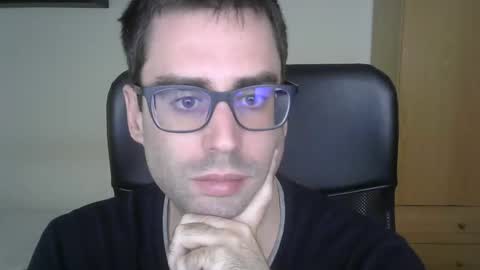 Jose online show from October 18, 3:39 pm