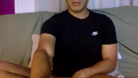 joshasian0713 online show from April 27, 11:51 am