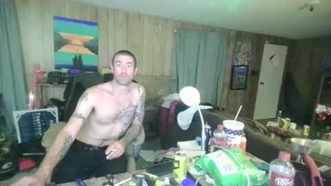 jrizzle1111 online show from February 22, 9:10 am