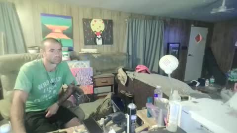 jrizzle1111 online show from June 11, 9:40 am