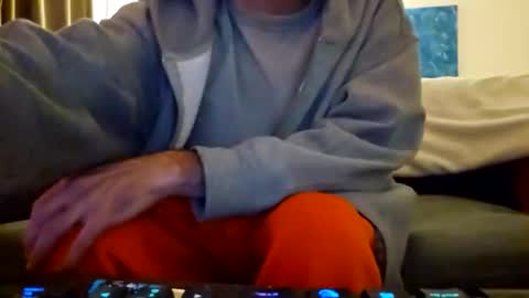 ju537705 online show from September 28, 8:07 pm