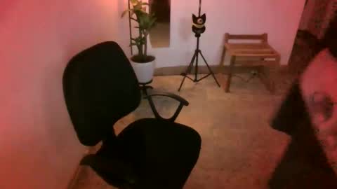 juan235665 online show from June 8, 1:28 am