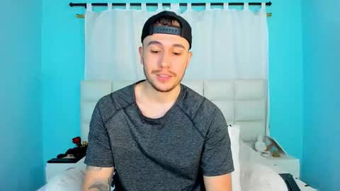 Juan online show from November 14, 10:00 pm