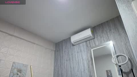 Juan David online show from February 22, 12:50 pm