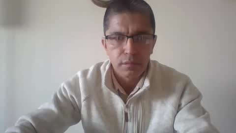 juanearth1 online show from February 4, 9:21 pm