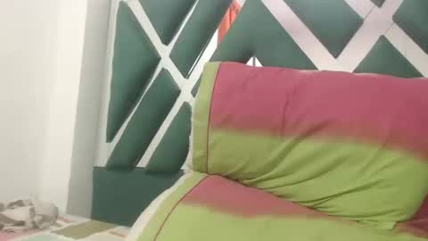 juanfe_style online show from September 26, 9:01 pm