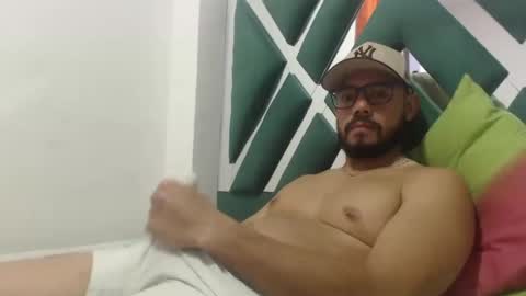 juanfe_style online show from September 22, 9:36 pm