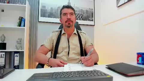 Juan k online show from July 28, 5:04 am