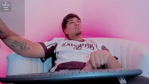 JUAN  online show from July 29, 6:34 am