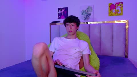 juanmres online show from May 29, 11:15 pm