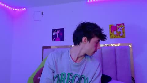 juanmres online show from May 31, 7:37 pm