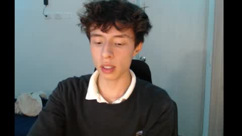 juanmres online show from November 18, 5:11 am