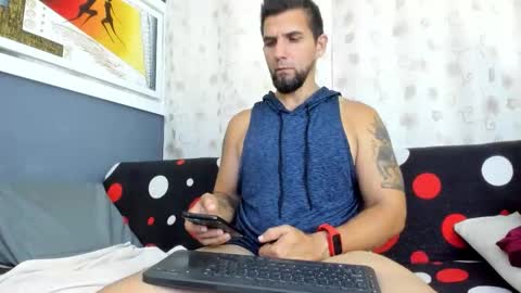 juleslake2 online show from November 22, 7:13 pm