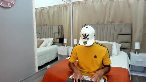 julian billy online show from January 6, 11:29 am