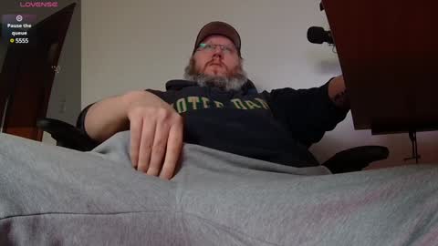 Just Flo ---  online show from December 5, 11:27 am