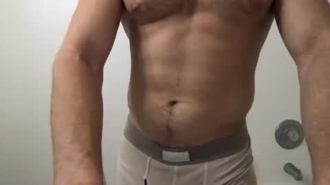 justin8j online show from December 5, 6:09 am