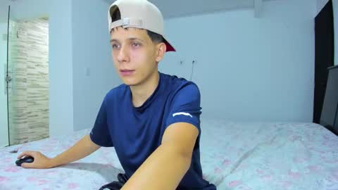 justin_biker online show from September 24, 9:41 am