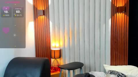 Justin online show from December 15, 7:22 pm