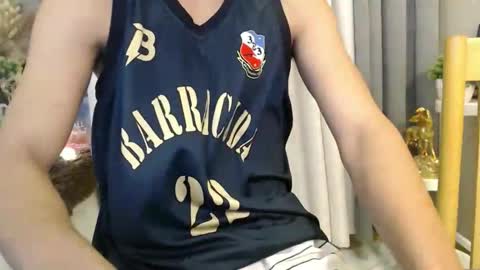 justin_urcuttieguy online show from March 1, 9:53 am