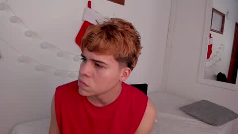 Justin online show from December 6, 2:38 pm