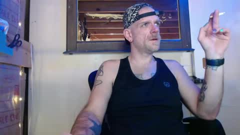 justinmoore1987 online show from March 5, 4:46 am