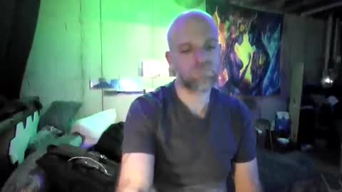 justinmoore1987 online show from November 21, 9:30 am