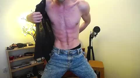 Hologram Guy online show from July 11, 12:18 pm