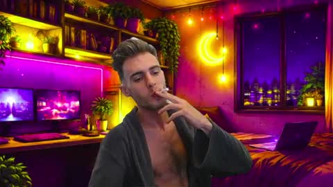 Hologram Guy online show from June 18, 7:32 am