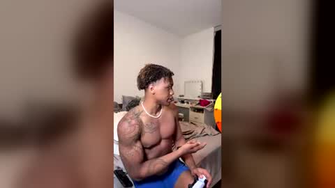 justinxdragun online show from July 17, 8:32 am